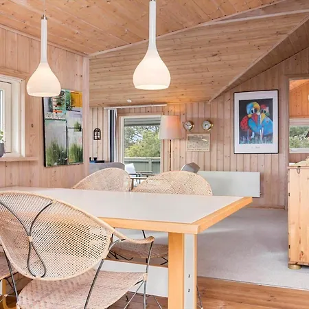 0058-romo-lakolk-183 *